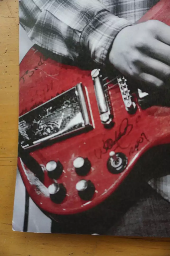 Sold Out Posters The Derek Trucks Band - 93XRT AUTOGRAPHED By Trucks Poster Gig Posters 8 Sold Out Posters The Derek Trucks Band - 93XRT AUTOGRAPHED By Trucks Poster Gig Posters