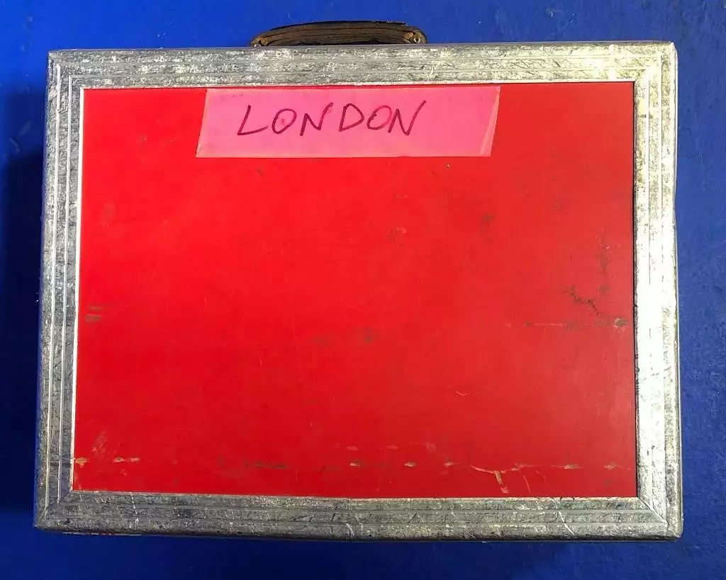 Sold Out Posters Third Man Records - The White Stripes Road Case With Monitor 6 Sold Out Posters Third Man Records - The White Stripes Road Case With Monitor