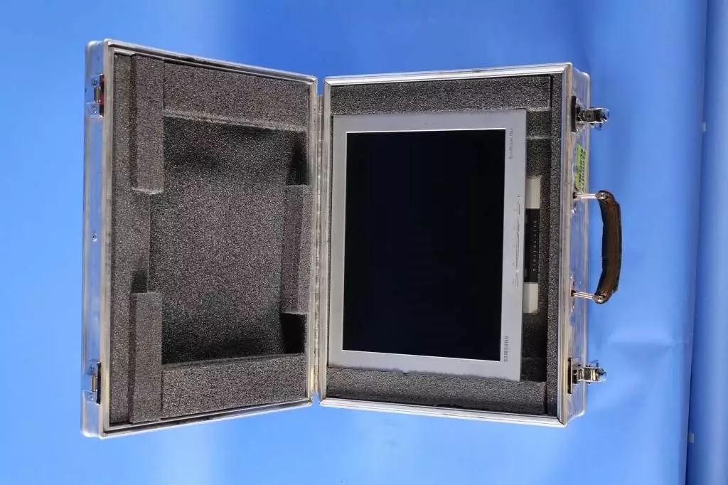 Sold Out Posters Third Man Records - The White Stripes Road Case With Monitor 7 Sold Out Posters Third Man Records - The White Stripes Road Case With Monitor