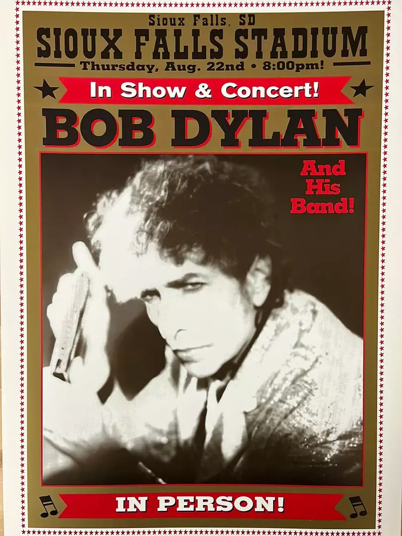 Gig Posters Bob Dylan - 2002 Geoff Gans Poster Sioux Falls, SD 3 Gig Posters Bob Dylan - 2002 Geoff Gans Poster Sioux Falls, SD